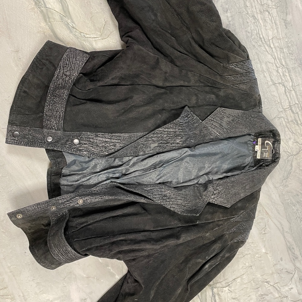 Vintage rare 80’s shoulder pad leather suede jacket !